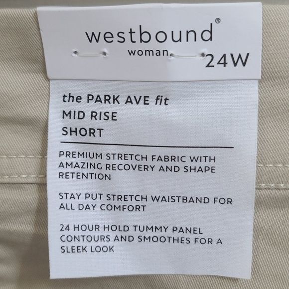 PLUS SIZE SHORTS. WOMAN'S WESTBOUND WOMAN'S SHORTS. - Picture 8 of 12